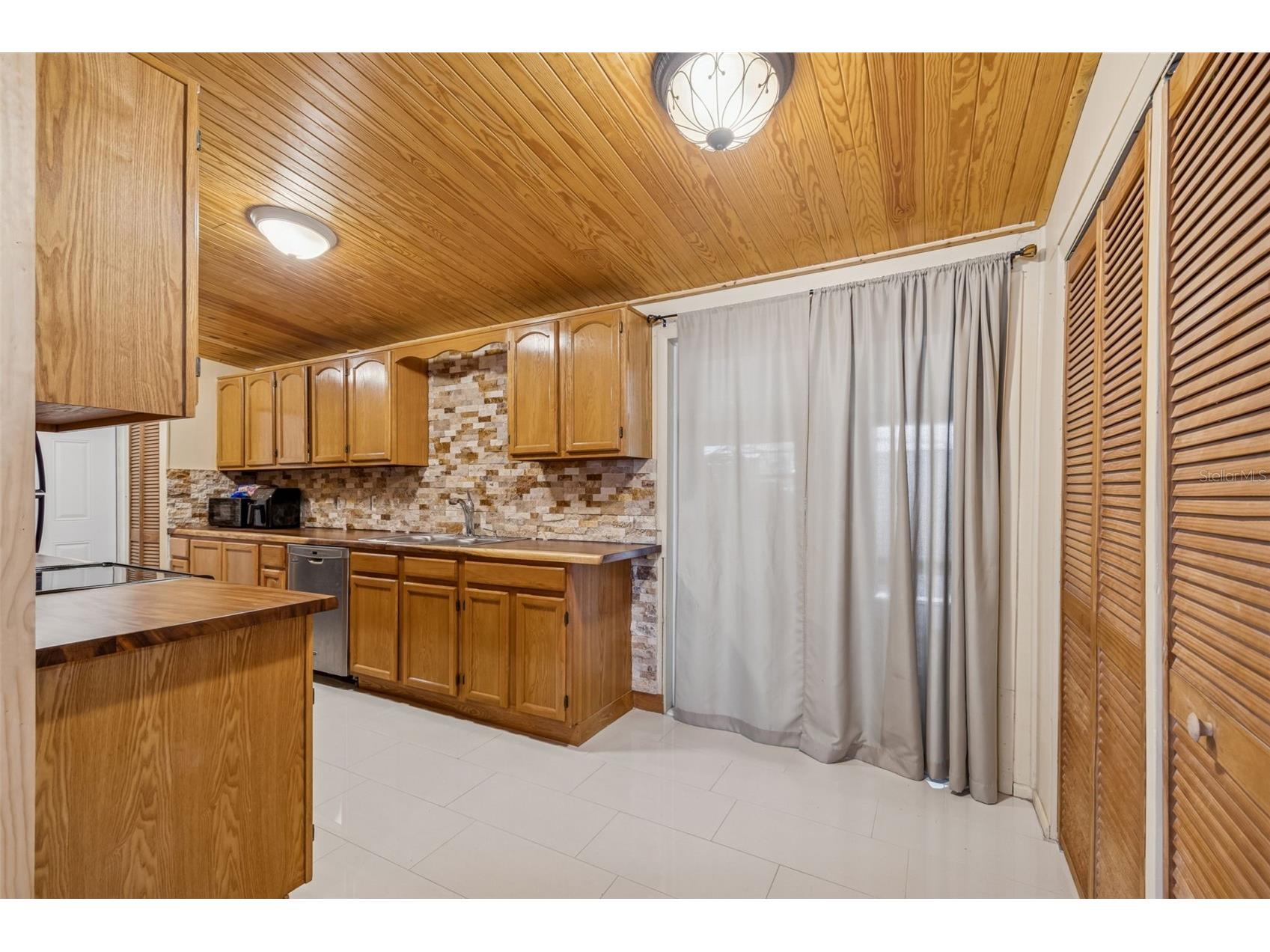 5681 94th Terrace N Pinellas Park FL 33782 TB8475684 image15