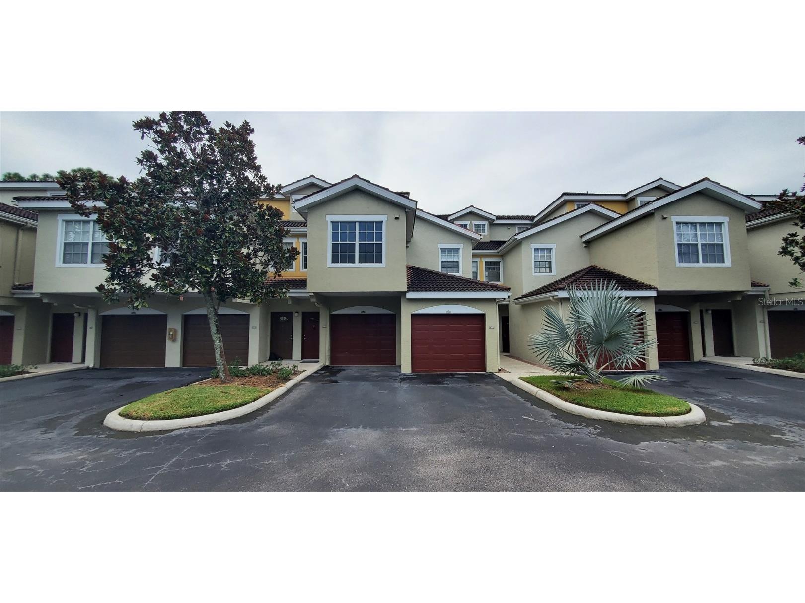 5682 Bentgrass Drive #12-205 Sarasota FL 34235 R4909920 image1