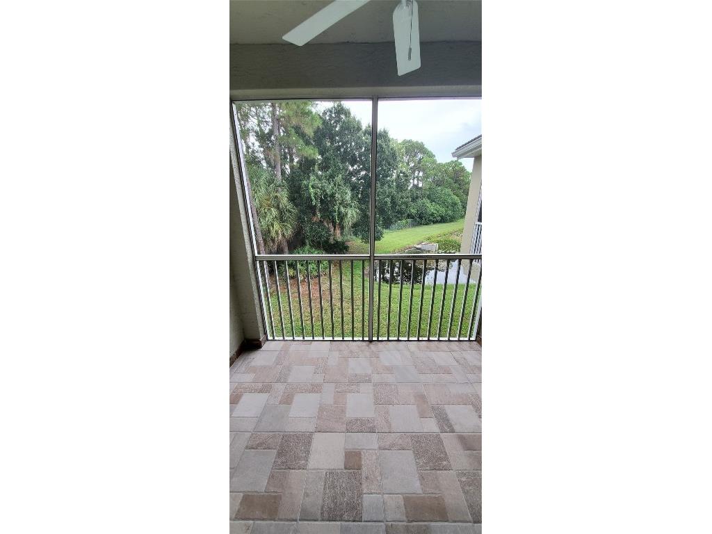 5682 Bentgrass Drive #12-205 Sarasota FL 34235 R4909920 image5
