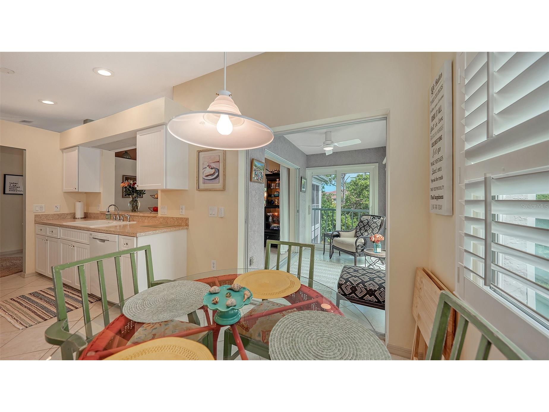 5682 Sheffield Greene Circle #78 Sarasota FL 34235 A4666126 image9