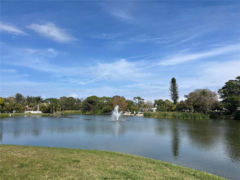 5683 Ashton Lake Drive #7 Sarasota FL 34231 - SUNNYSIDE LAKE A4600991 image1