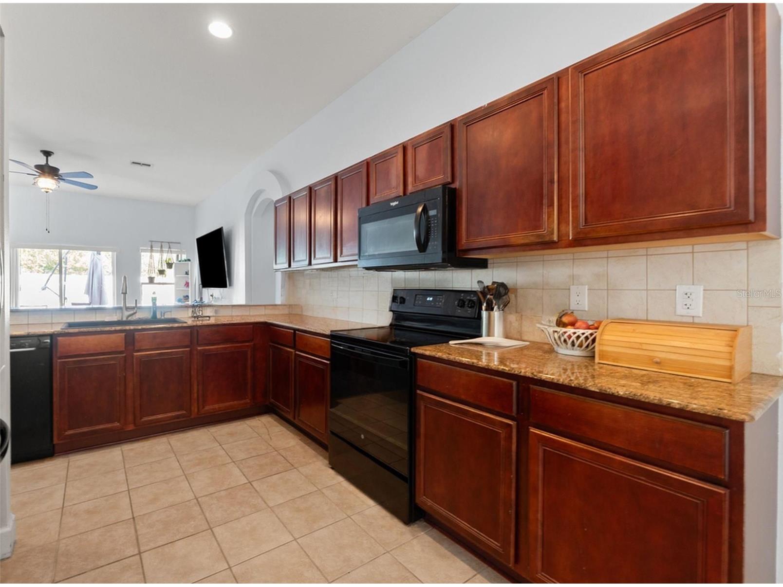 5683 Brackenwood Drive Spring Hill FL 34609 W7884828 image7