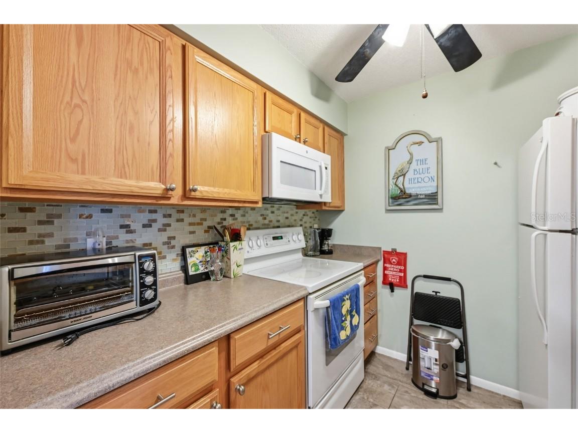 5683 Midnight Pass Road #110 Sarasota FL 34242 A4671689 image11