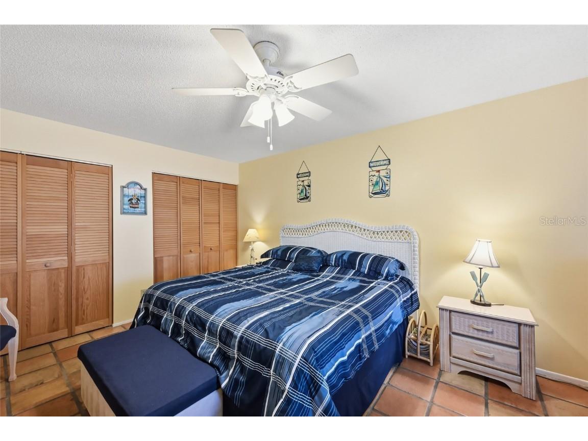 5683 Midnight Pass Road #110 Sarasota FL 34242 A4671689 image13