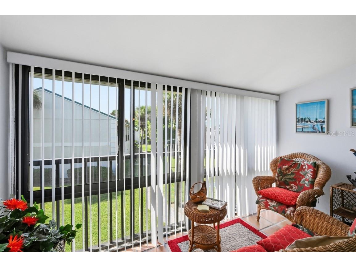 5683 Midnight Pass Road #110 Sarasota FL 34242 A4671689 image15