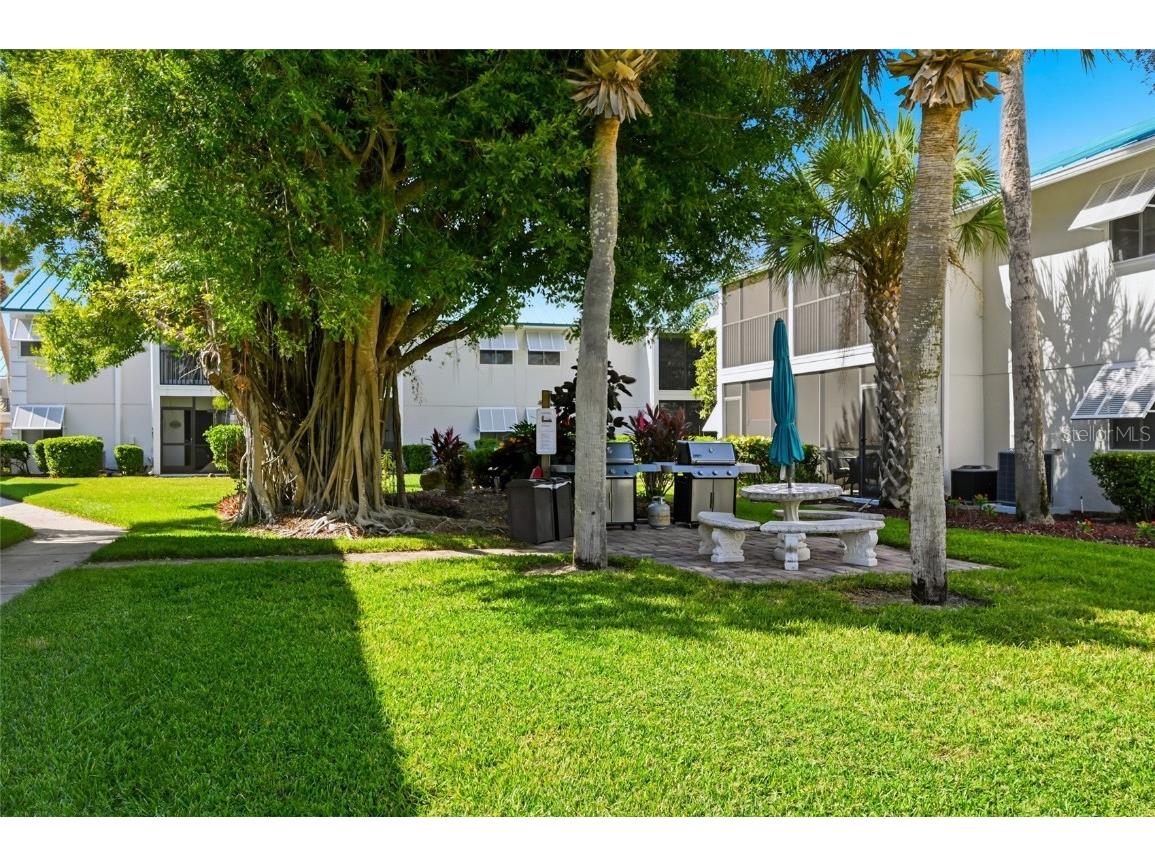 5683 Midnight Pass Road #110 Sarasota FL 34242 A4671689 image17