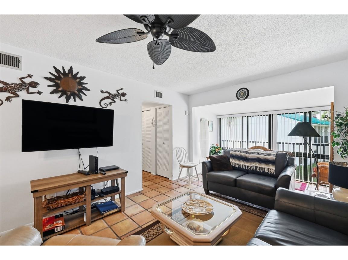 5683 Midnight Pass Road #110 Sarasota FL 34242 A4671689 image9