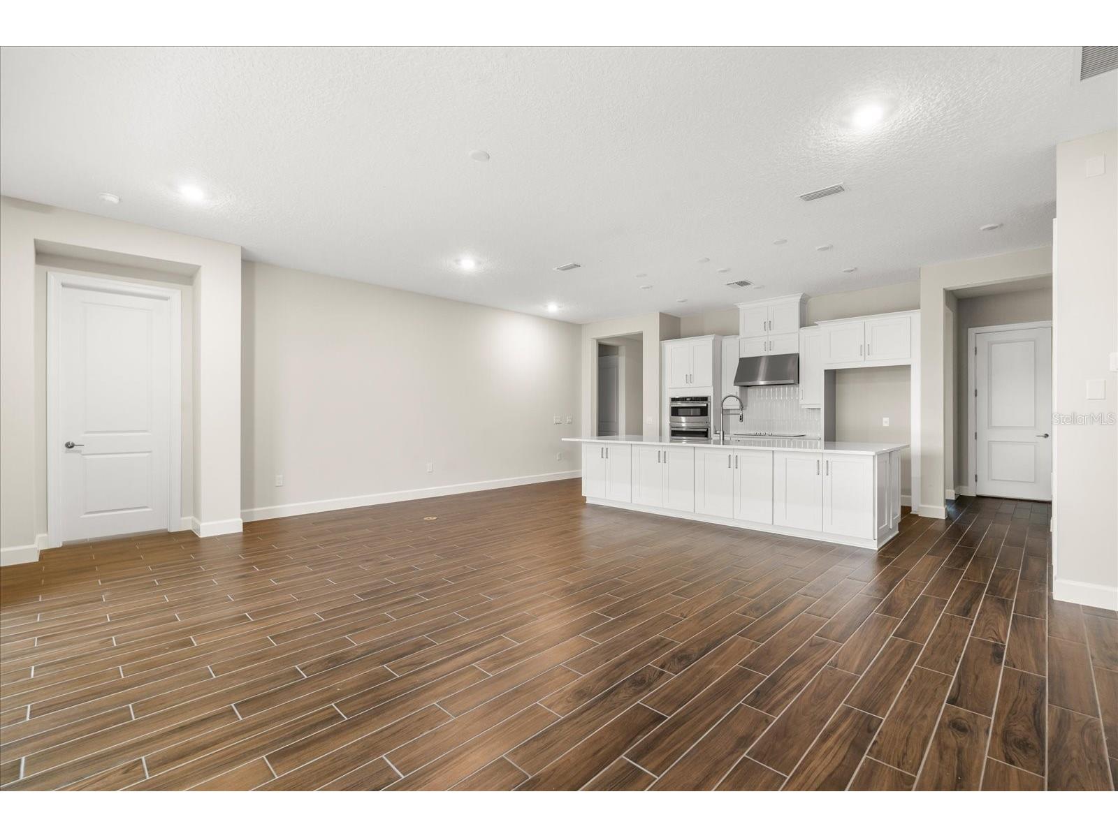 5683 Nevis Terrace Kissimmee FL 34758 O6381617 image2
