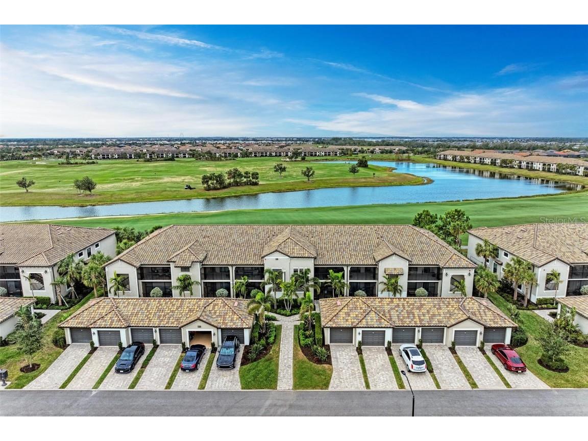 5684 Palmer Circle #202 Bradenton FL 34211 A4635335 image1