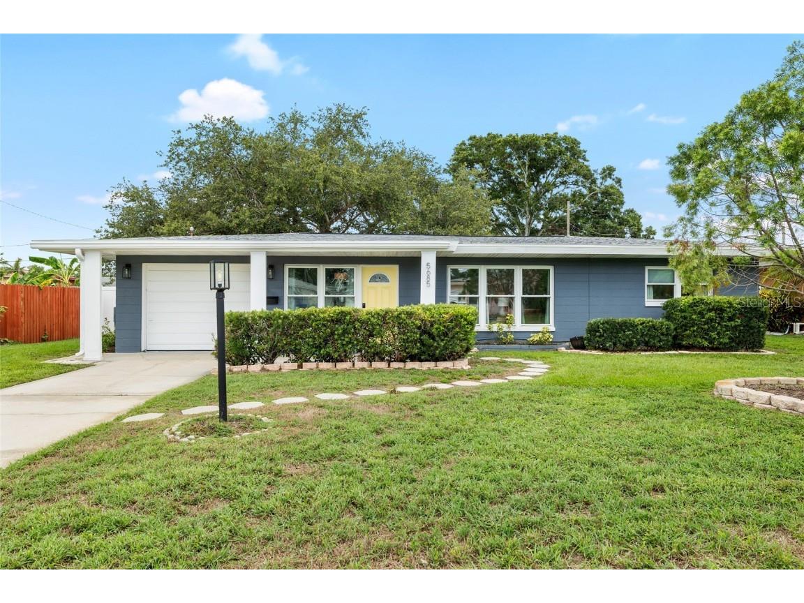 5685 36th Avenue N Saint Petersburg FL 33710 A4656122 image1