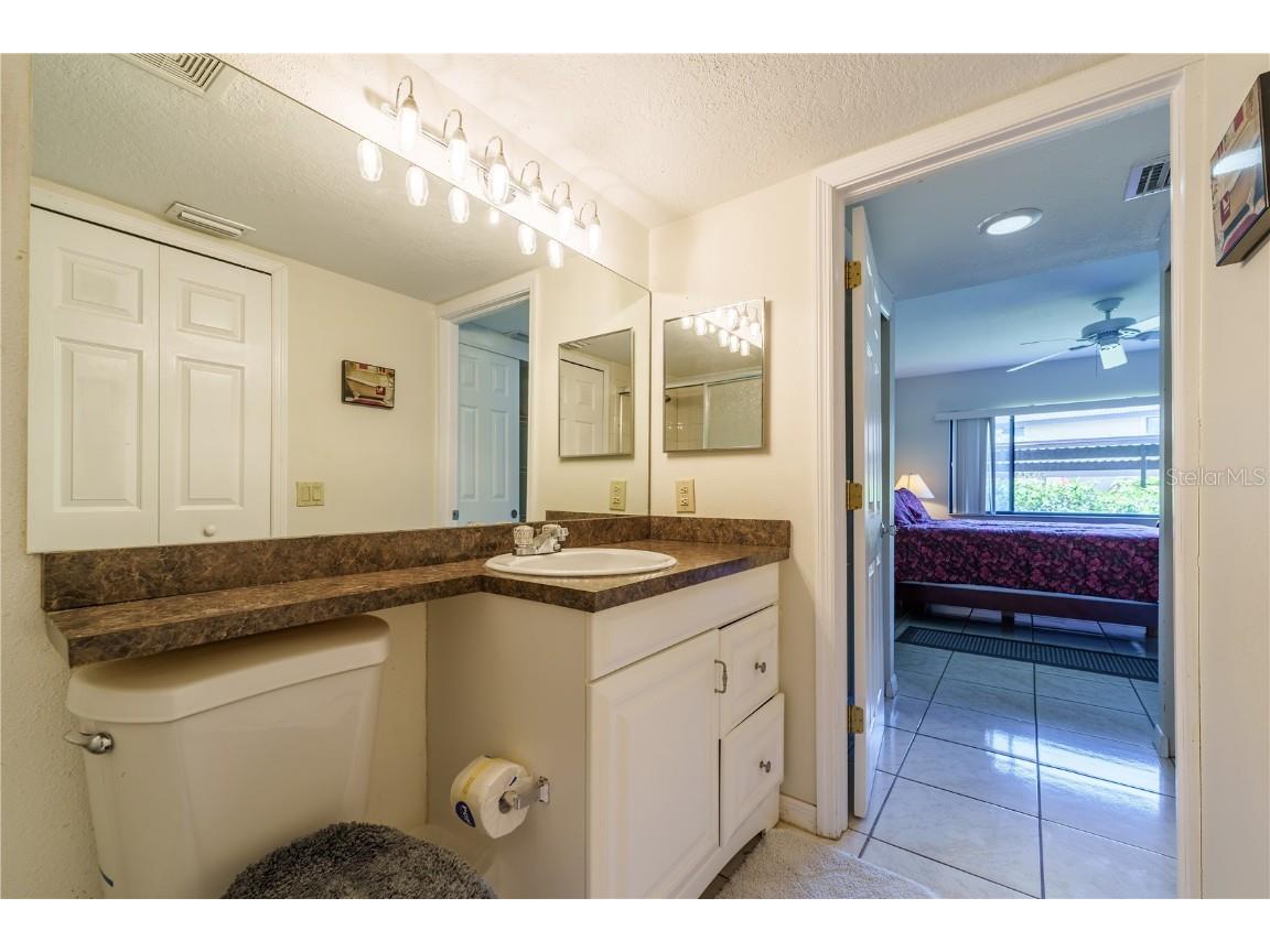 5685 Ashton Lake Drive #2 Sarasota FL 34231 C7492423 image12