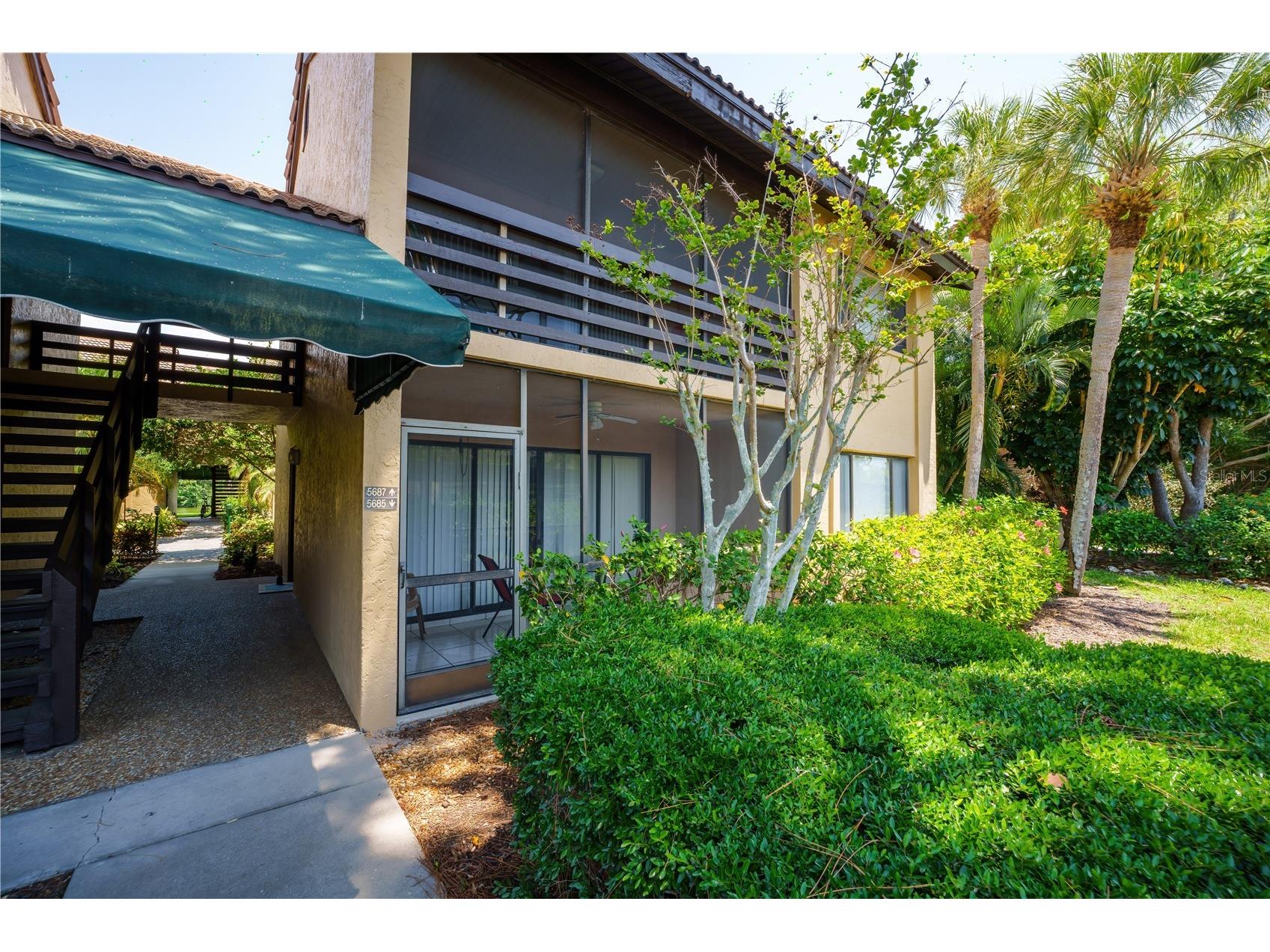 5685 Ashton Lake Drive Sarasota FL 34231 A4677845 image1