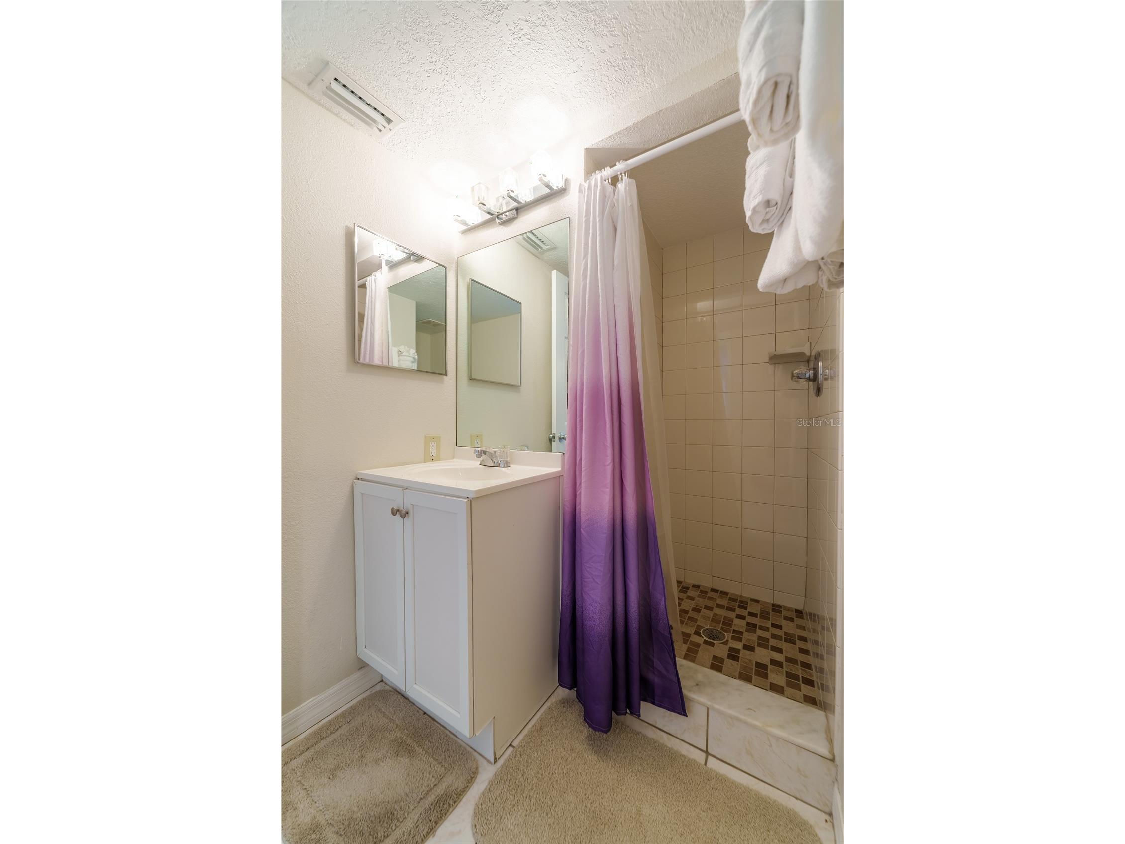 5685 Ashton Lake Drive Sarasota FL 34231 A4677845 image22