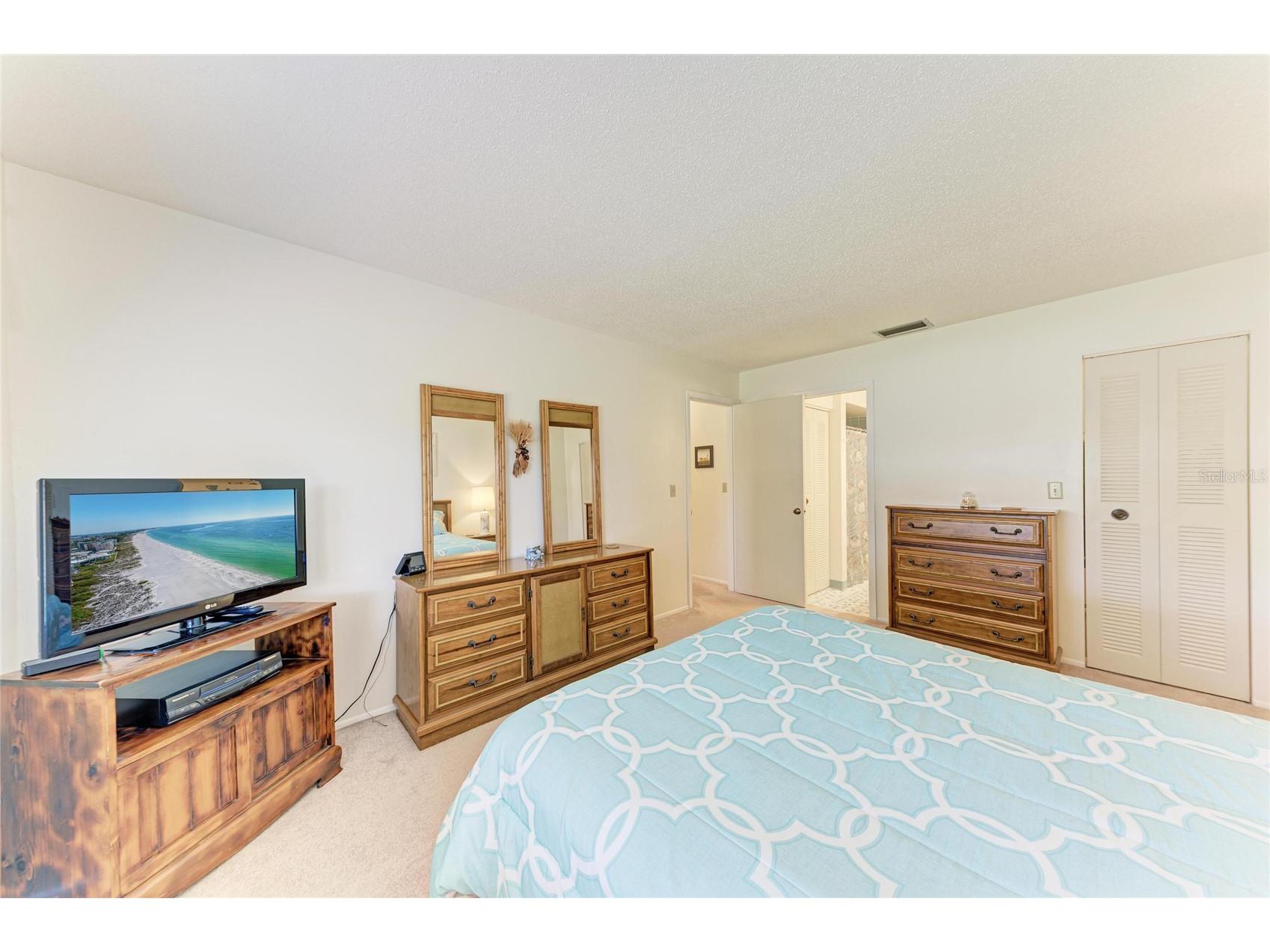5685 Gardens Drive #5685 Sarasota FL 34243 A4691171 image16