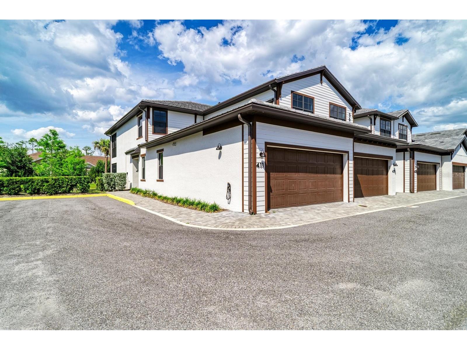 5687 N Honore Avenue #411 Sarasota FL 34243 A4693293 image1