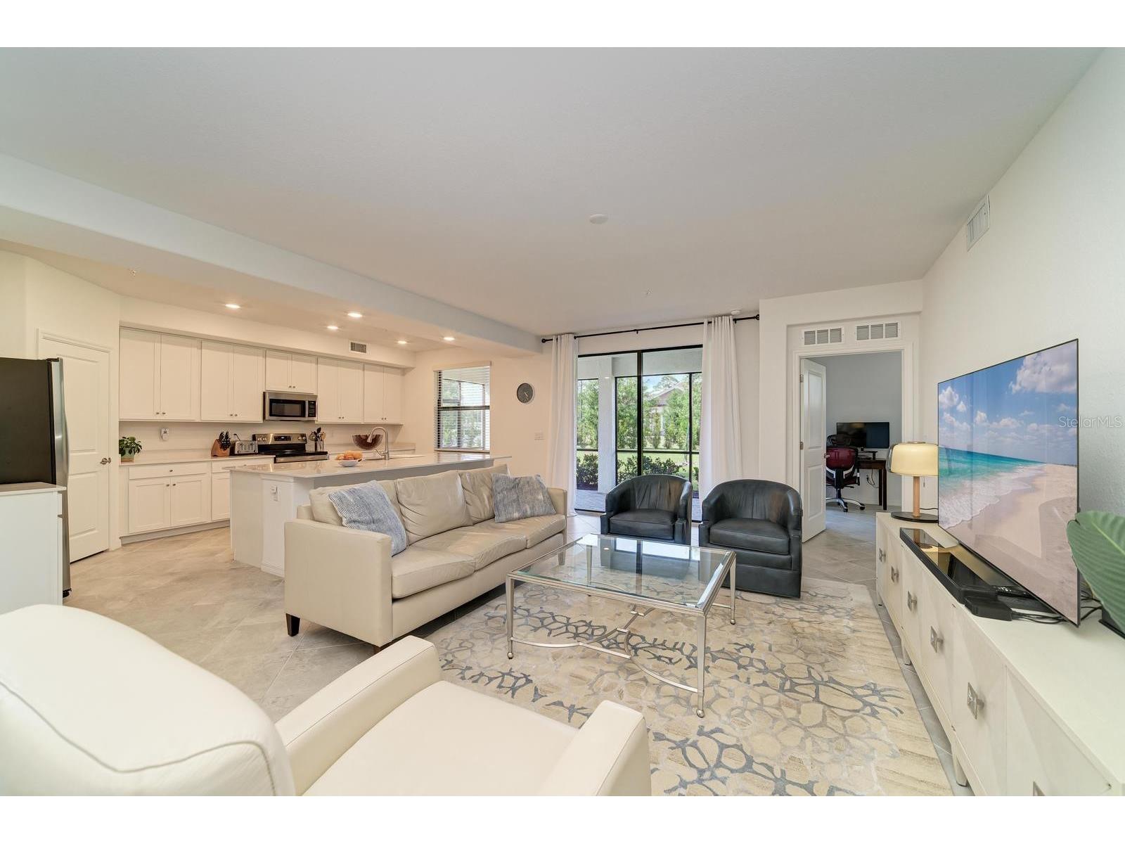 5687 N Honore Avenue #411 Sarasota FL 34243 A4693293 image4