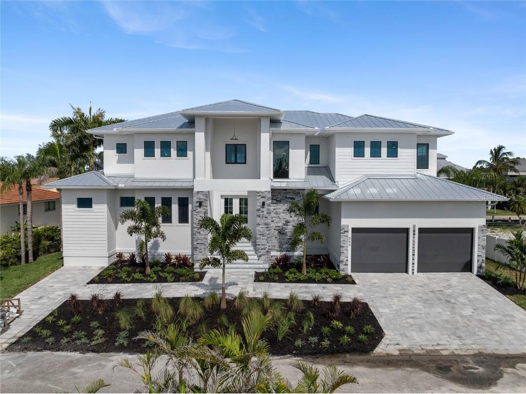 569 Bayview Drive Longboat Key FL 34228 A4661312 image1