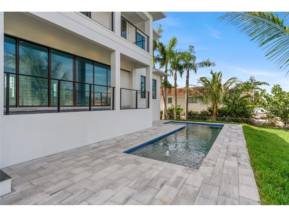 569 Bayview Drive Longboat Key FL 34228 A4661312 image11