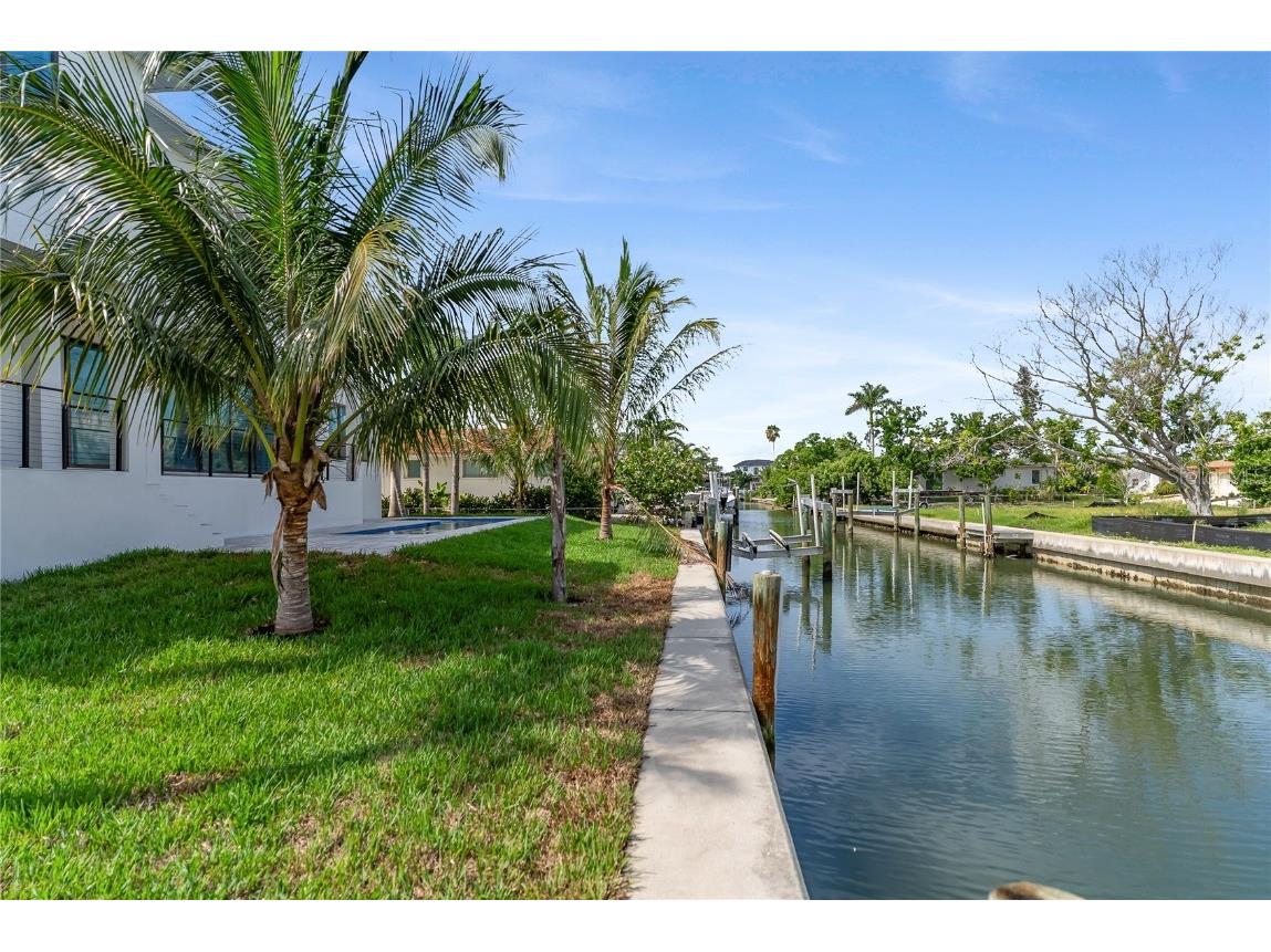 569 Bayview Drive Longboat Key FL 34228 A4661312 image12