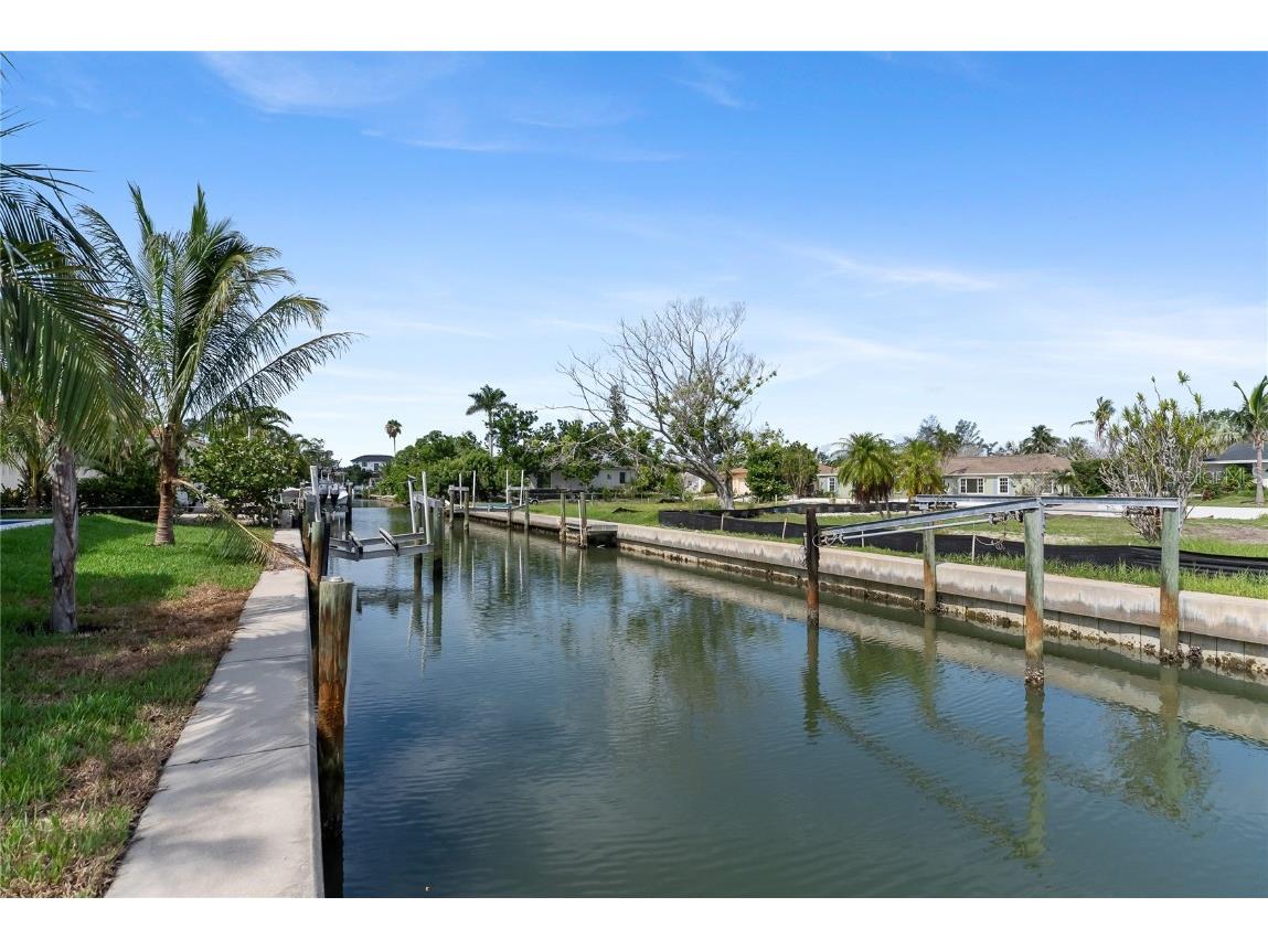 569 Bayview Drive Longboat Key FL 34228 A4661312 image13