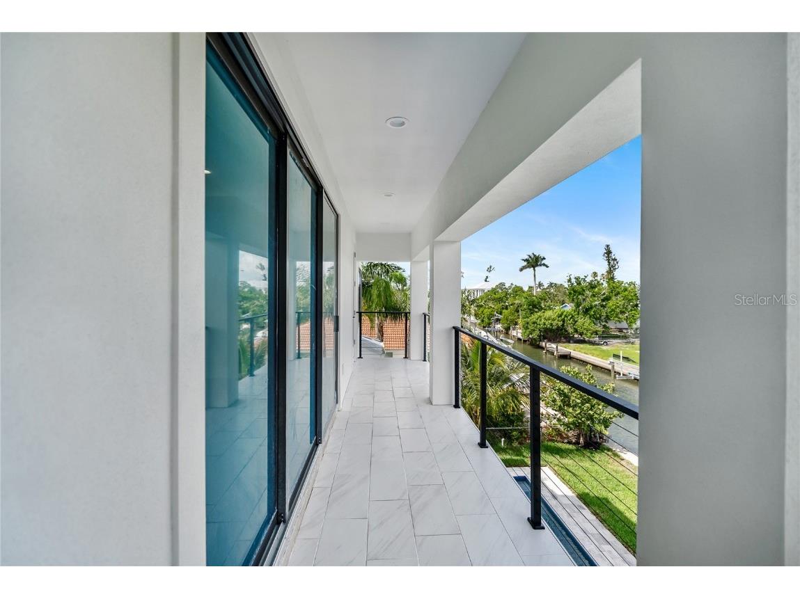 569 Bayview Drive Longboat Key FL 34228 A4661312 image17