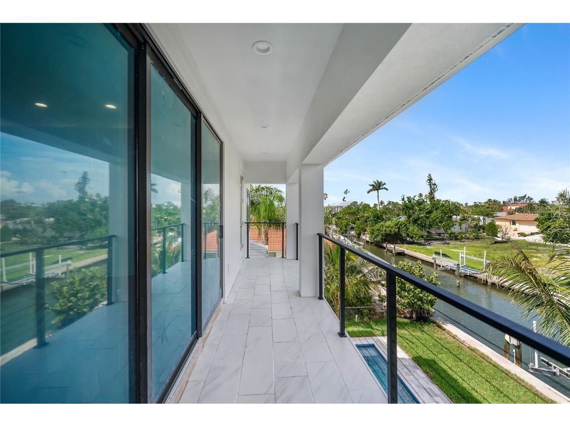 569 Bayview Drive Longboat Key FL 34228 A4661312 image18