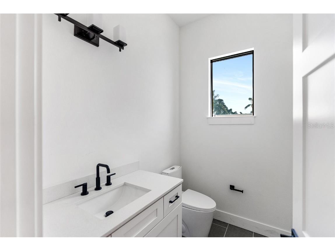 569 Bayview Drive Longboat Key FL 34228 A4661312 image28