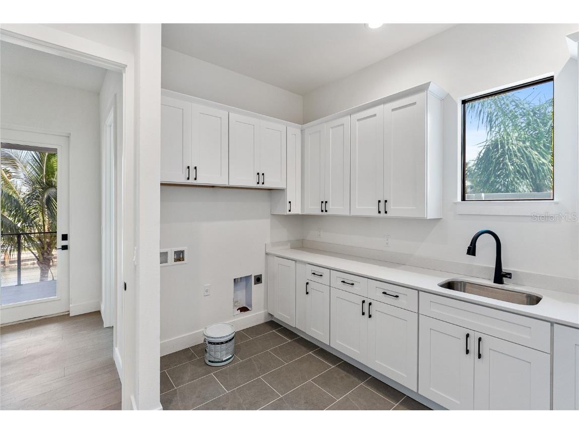 569 Bayview Drive Longboat Key FL 34228 A4661312 image30