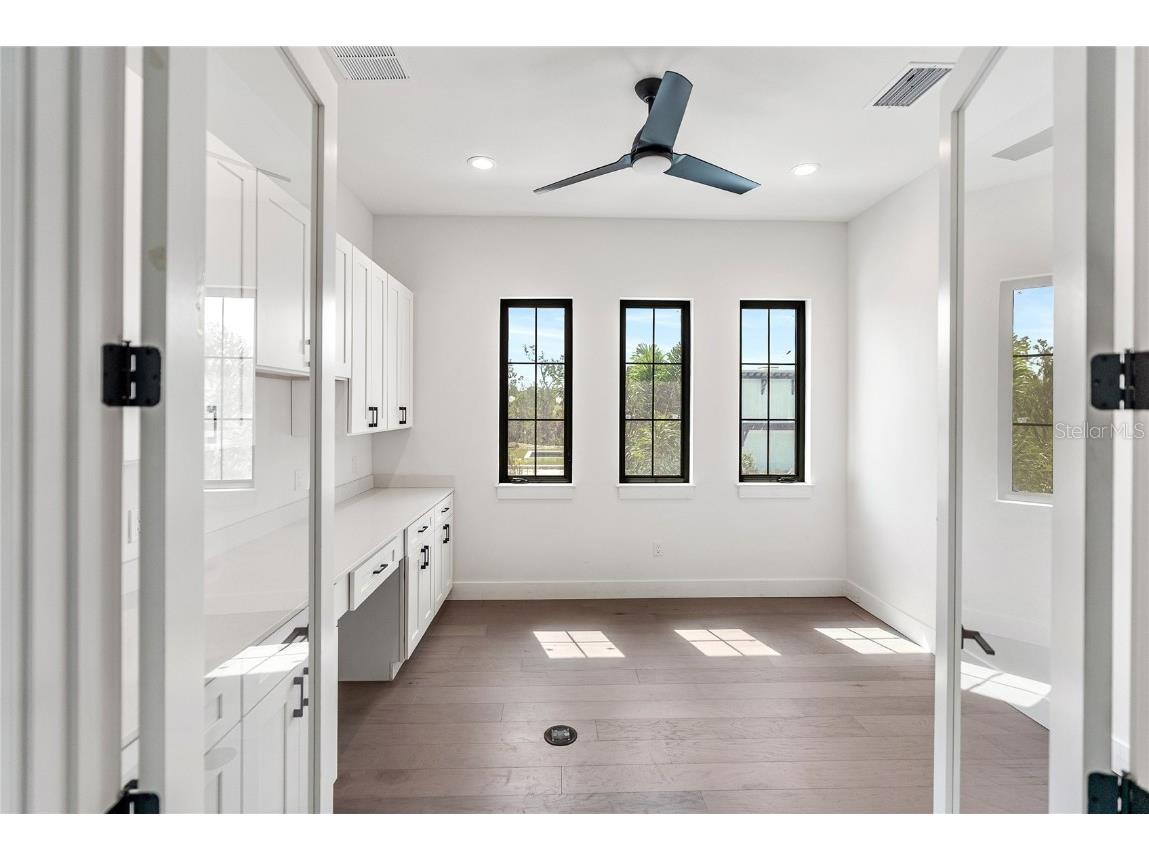 569 Bayview Drive Longboat Key FL 34228 A4661312 image37