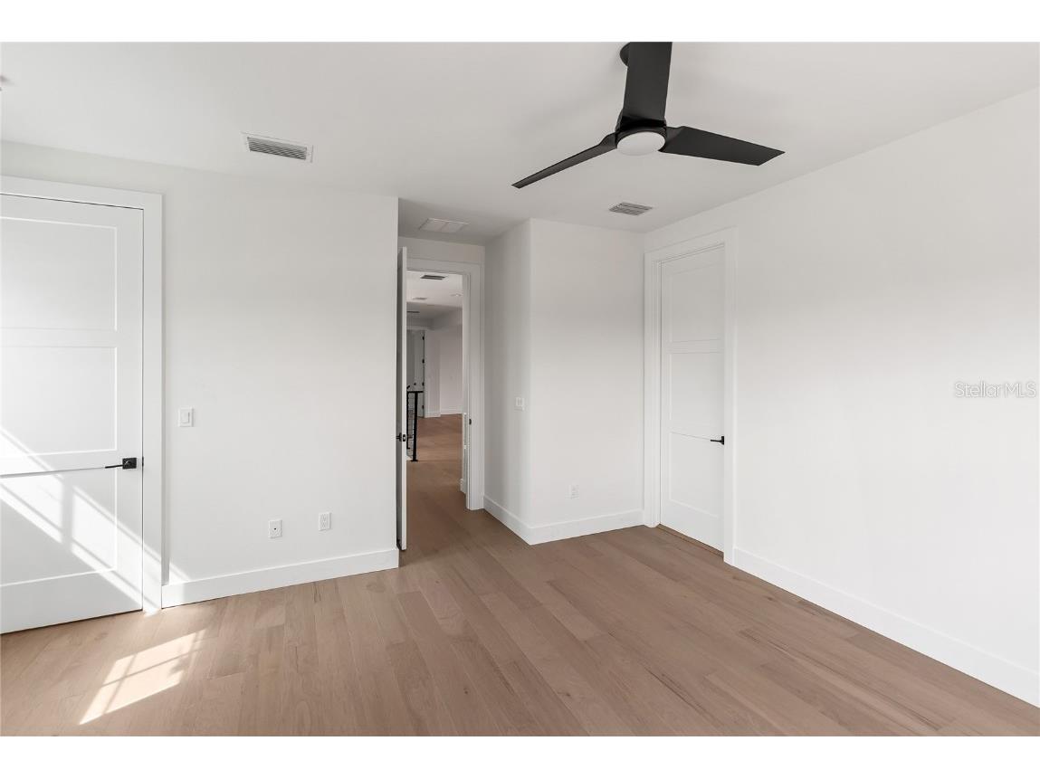 569 Bayview Drive Longboat Key FL 34228 A4661312 image57