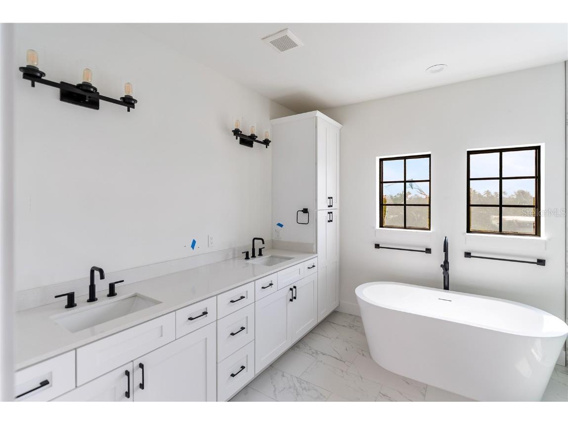 569 Bayview Drive Longboat Key FL 34228 A4661312 image65