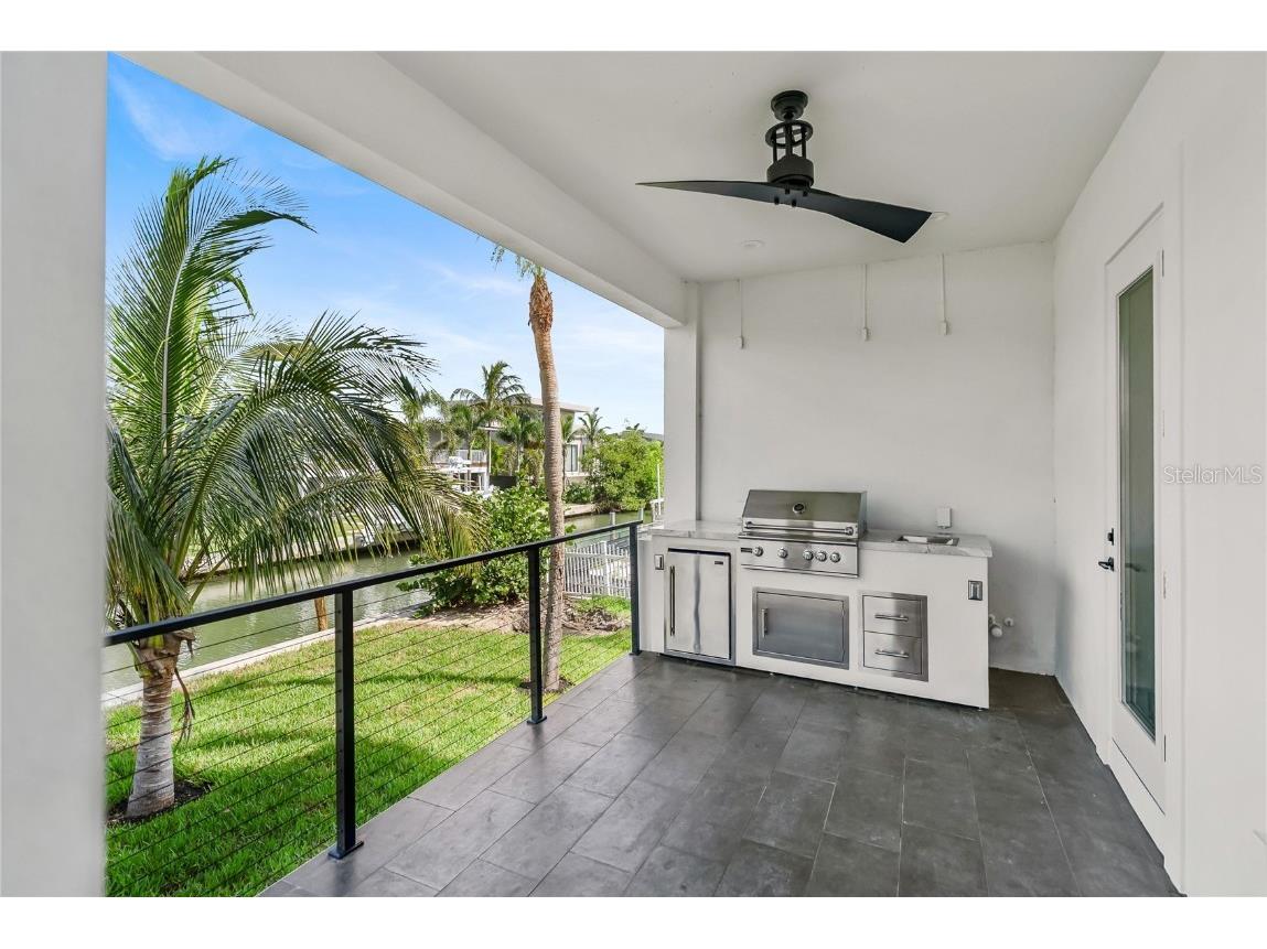 569 Bayview Drive Longboat Key FL 34228 A4661312 image8