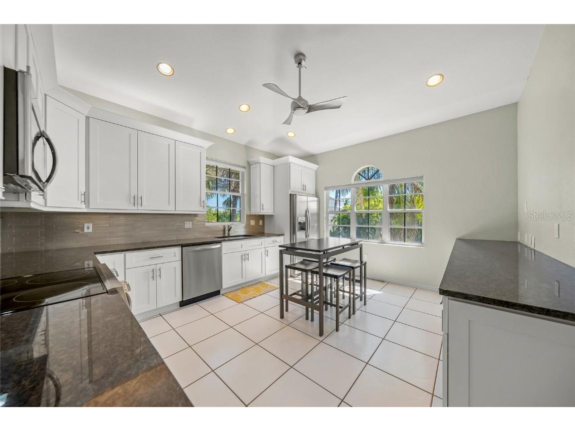 569 Juan Anasco Drive Longboat Key FL 34228 - JUAN ANASCO CANAL/SLEEPY A4669634 image17