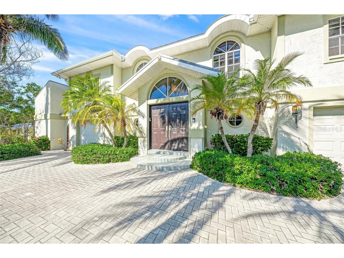 569 Juan Anasco Drive Longboat Key FL 34228 - JUAN ANASCO CANAL/SLEEPY A4669634 image2