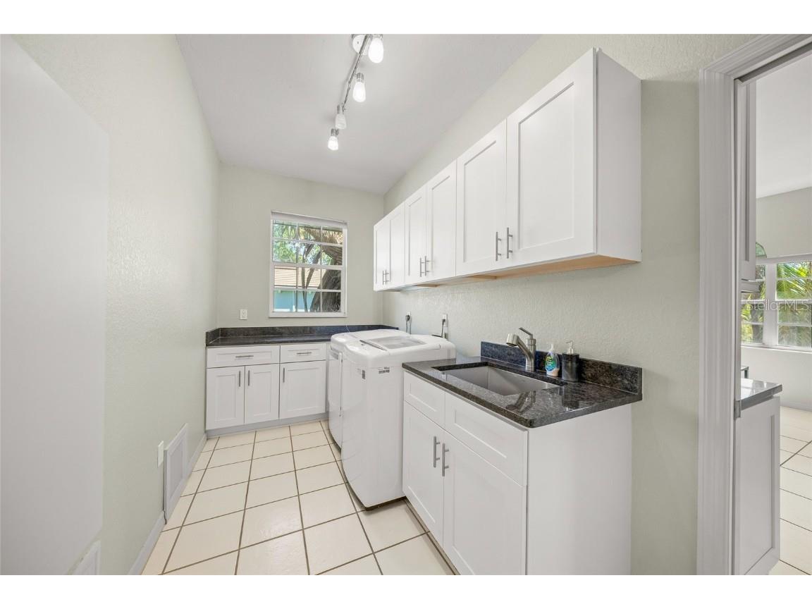 569 Juan Anasco Drive Longboat Key FL 34228 - JUAN ANASCO CANAL/SLEEPY A4669634 image20