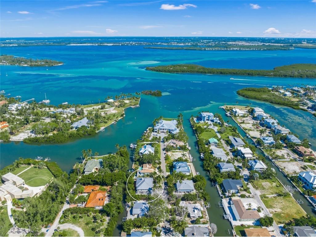 569 Juan Anasco Drive Longboat Key FL 34228 - JUAN ANASCO CANAL/SLEEPY A4669634 image5