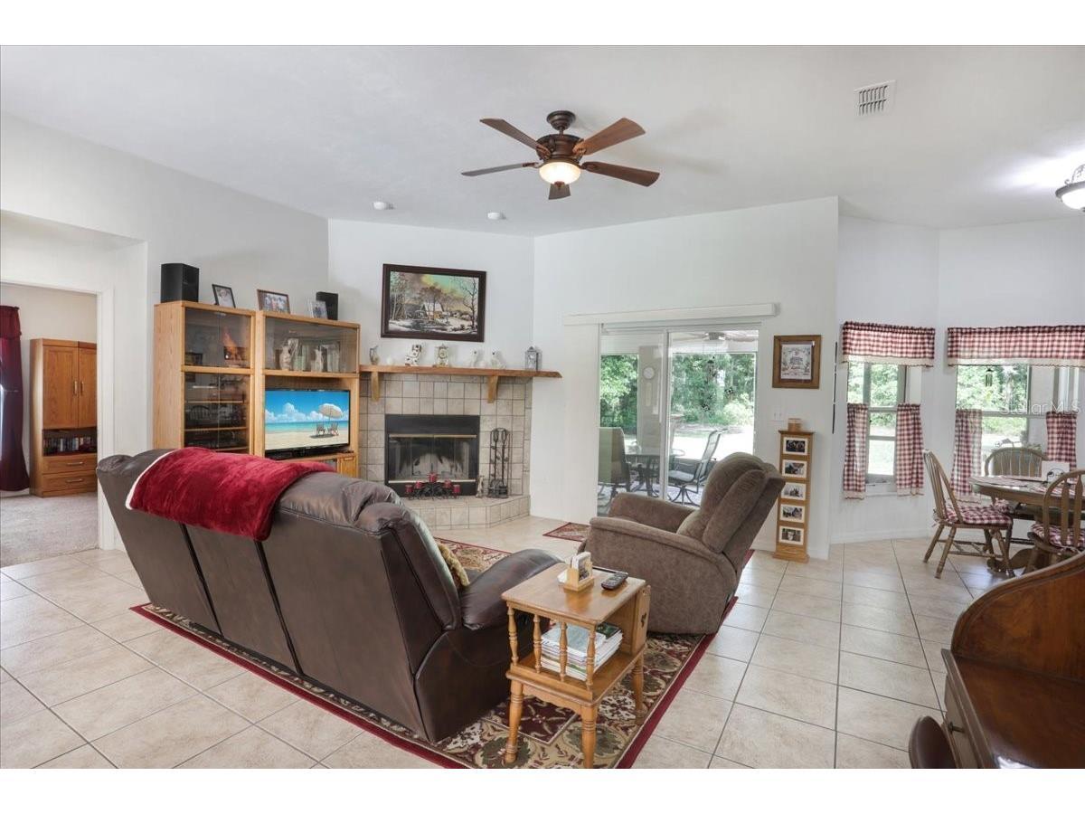 569 NW 40th Avenue Bell FL 32619 TB8512096 image17