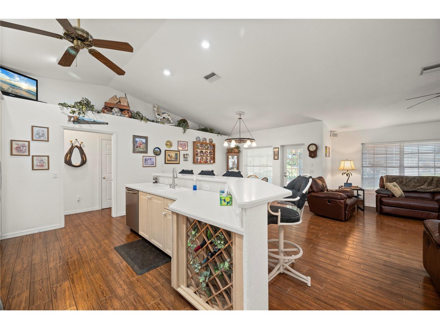 569 Rio Vista Avenue Punta Gorda FL 33982 C7527932 image18