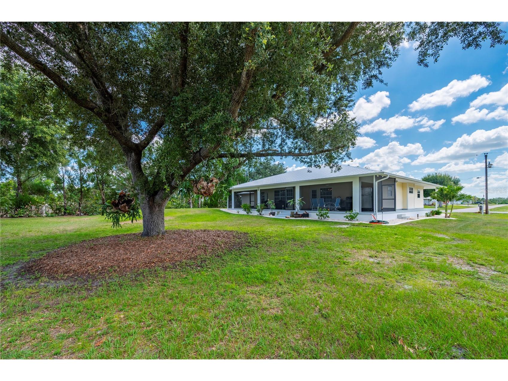 569 Rio Vista Avenue Punta Gorda FL 33982 C7527932 image56