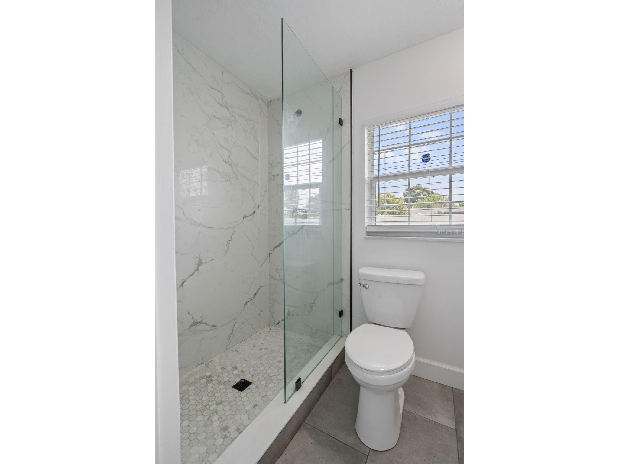 5690 6th Street S Saint Petersburg FL 33705 TB8506290 image19