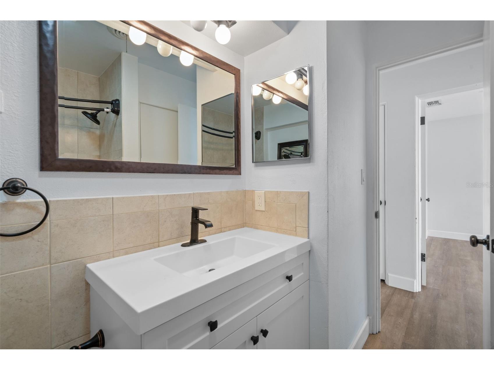 5690 6th Street S Saint Petersburg FL 33705 TB8506290 image25