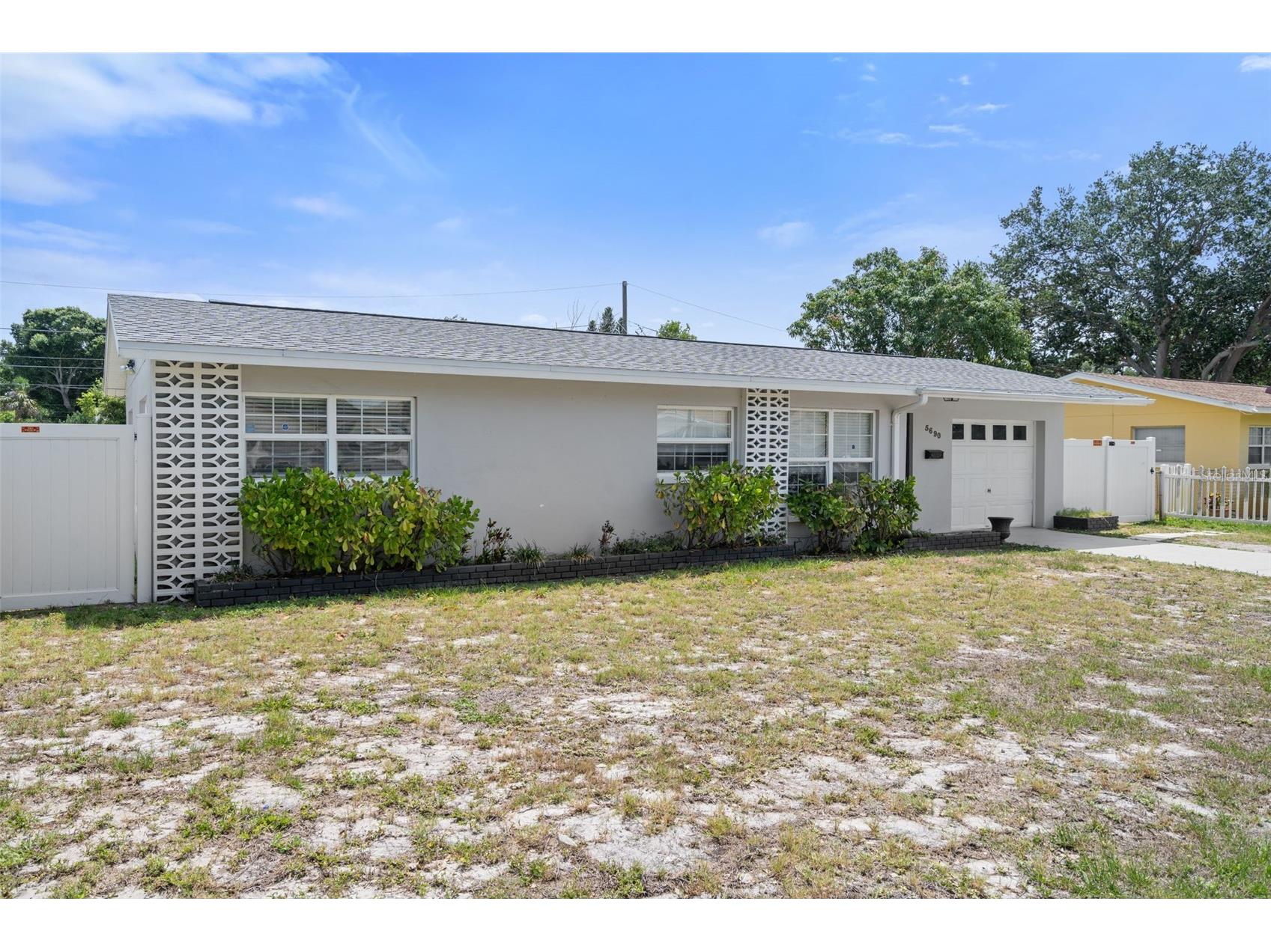 5690 6th Street S Saint Petersburg FL 33705 TB8506290 image36