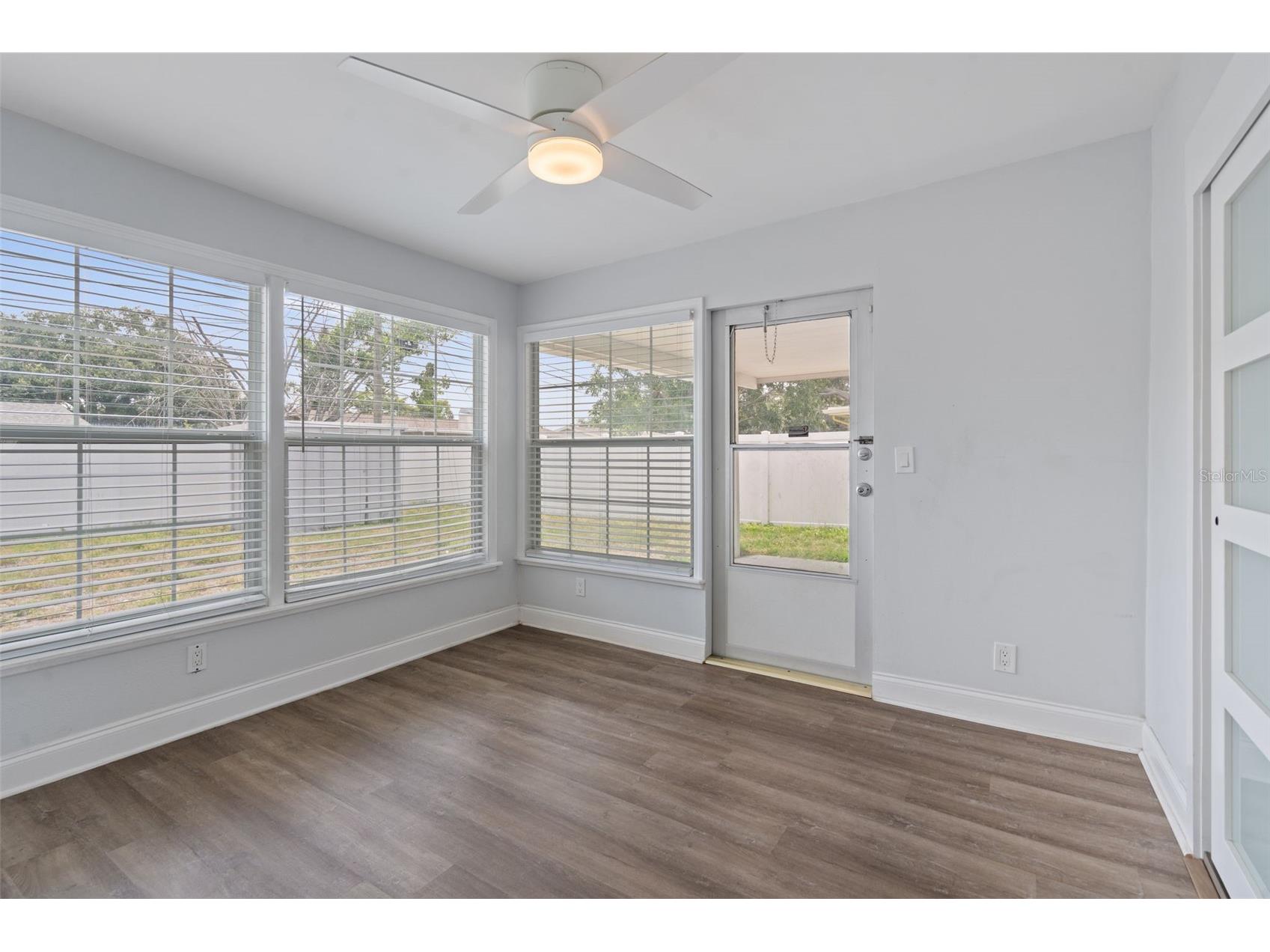 5690 6th Street S Saint Petersburg FL 33705 TB8506290 image9