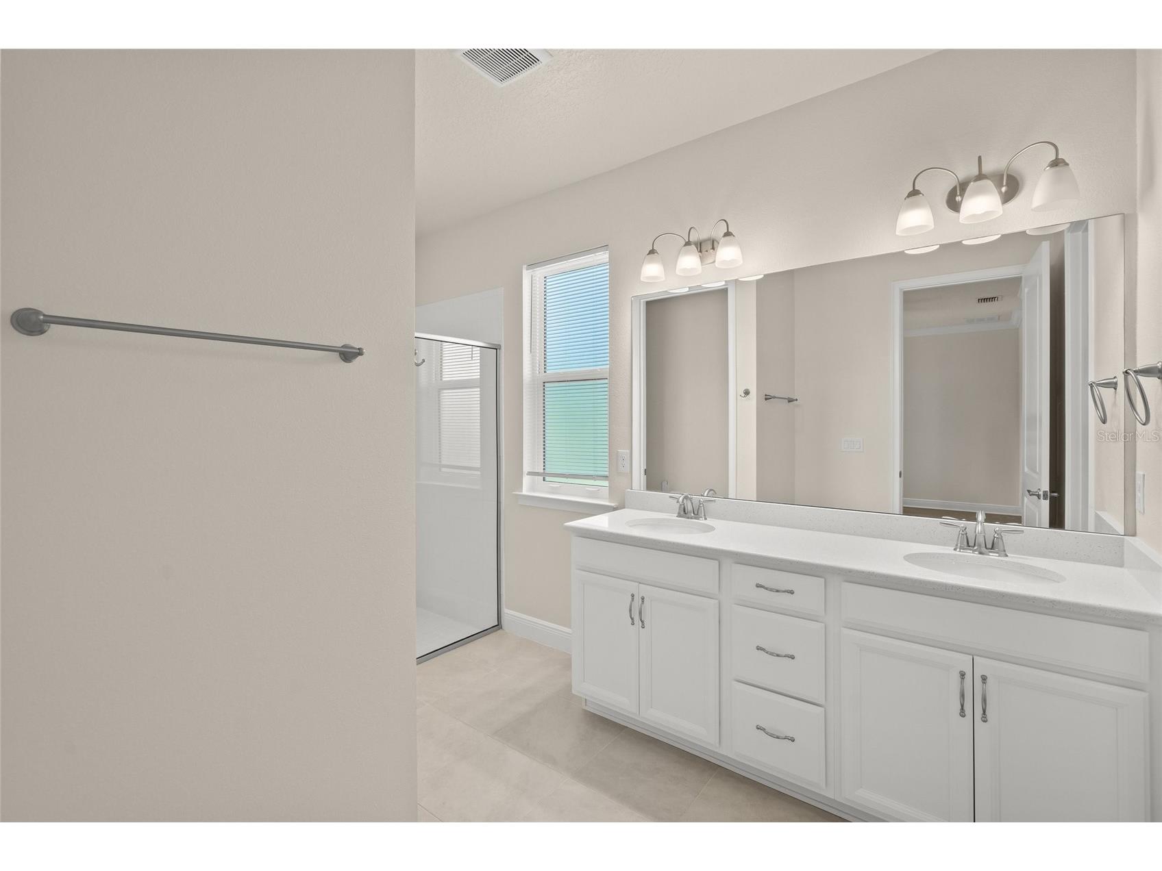 5690 Long Shore Loop Sarasota FL 34238 A4700725 image16
