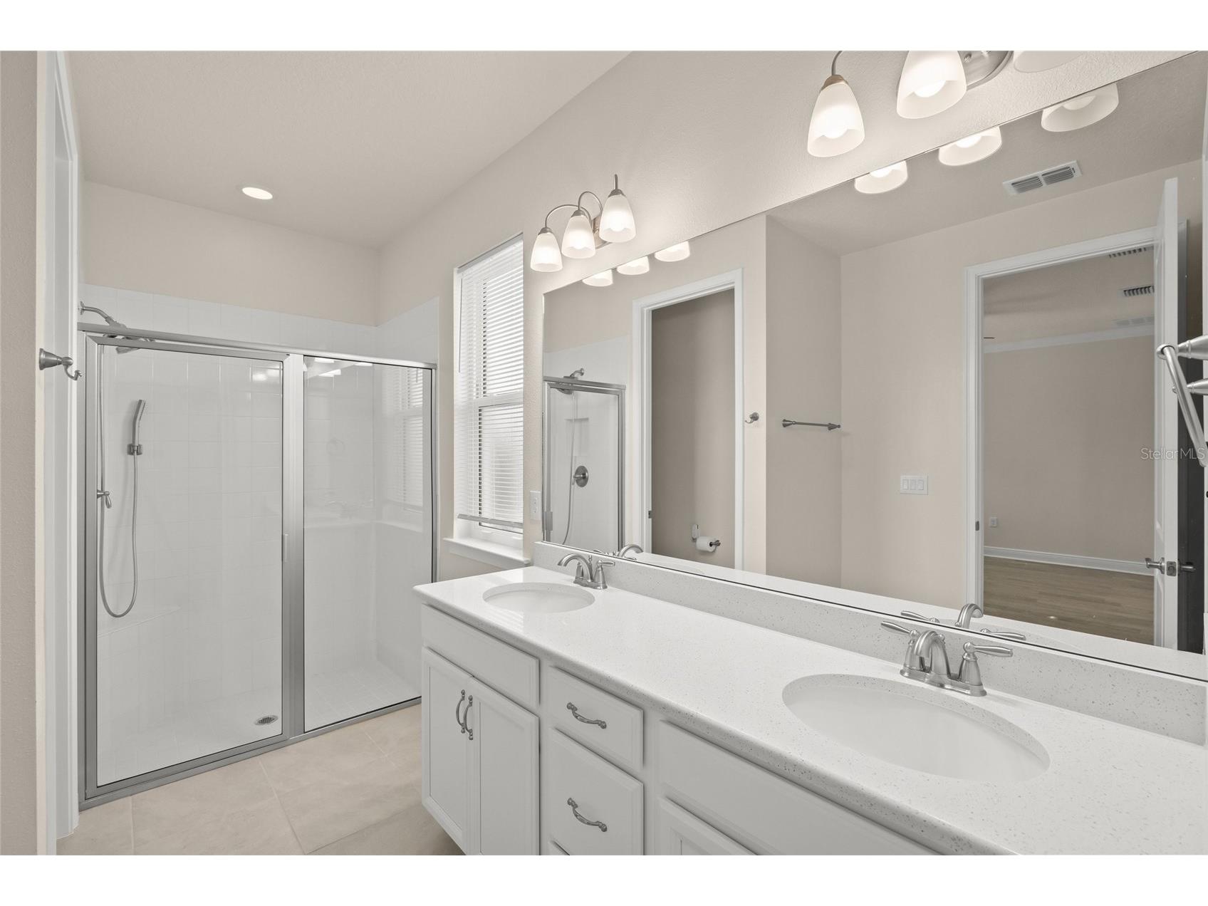 5690 Long Shore Loop Sarasota FL 34238 A4700725 image17