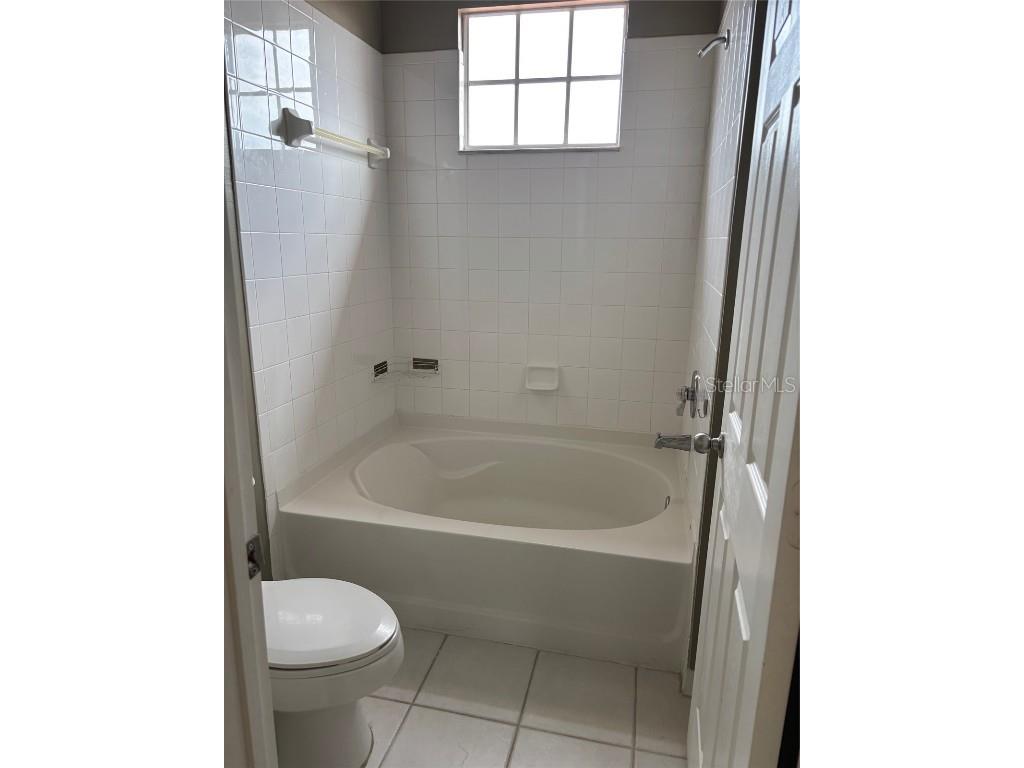 5691 Bentgrass Drive #15-209 Sarasota FL 34235 A4673954 image14