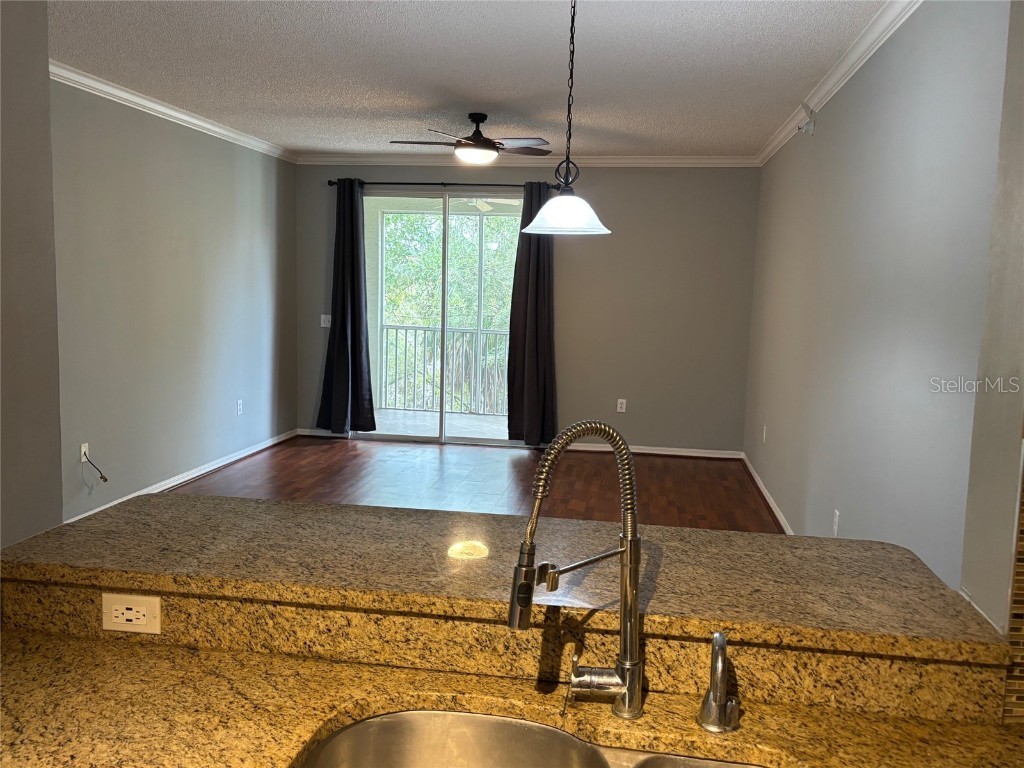 5691 Bentgrass Drive #15-209 Sarasota FL 34235 A4673954 image3