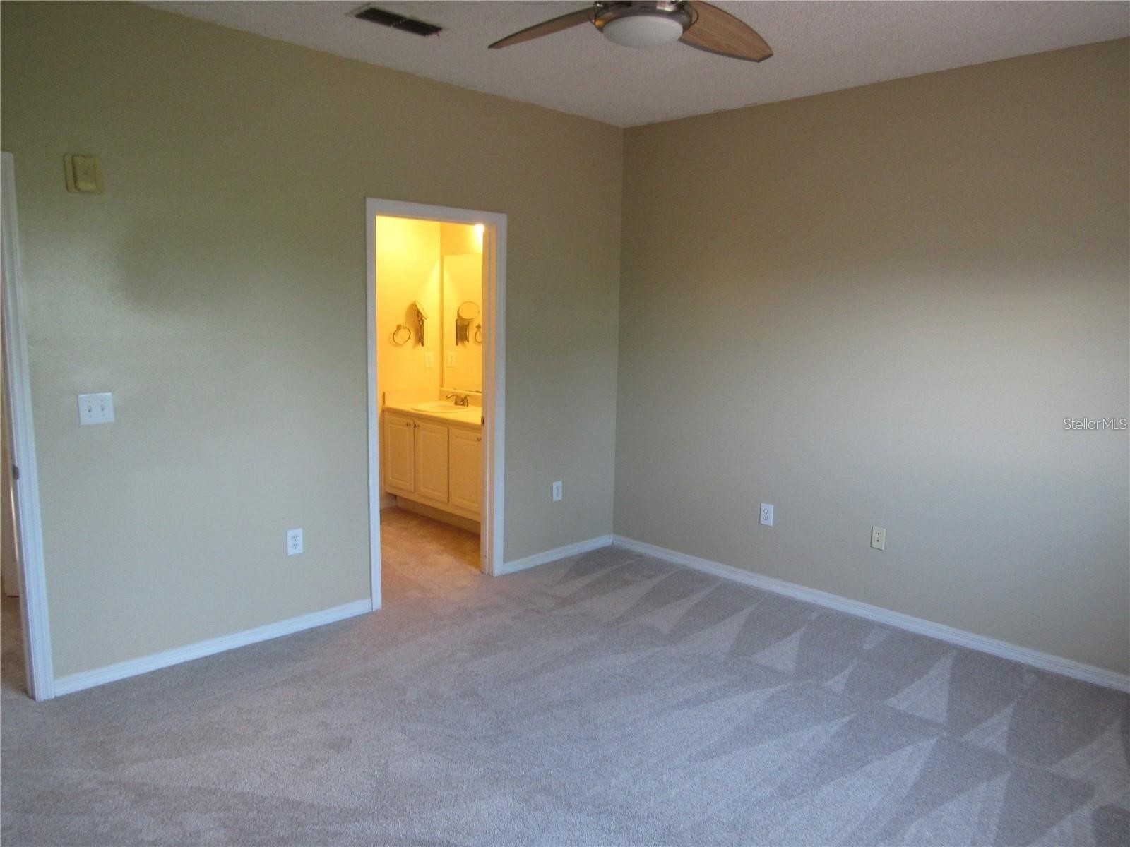 5691 Bentgrass Drive #210 Sarasota FL 34235 A4695169 image11