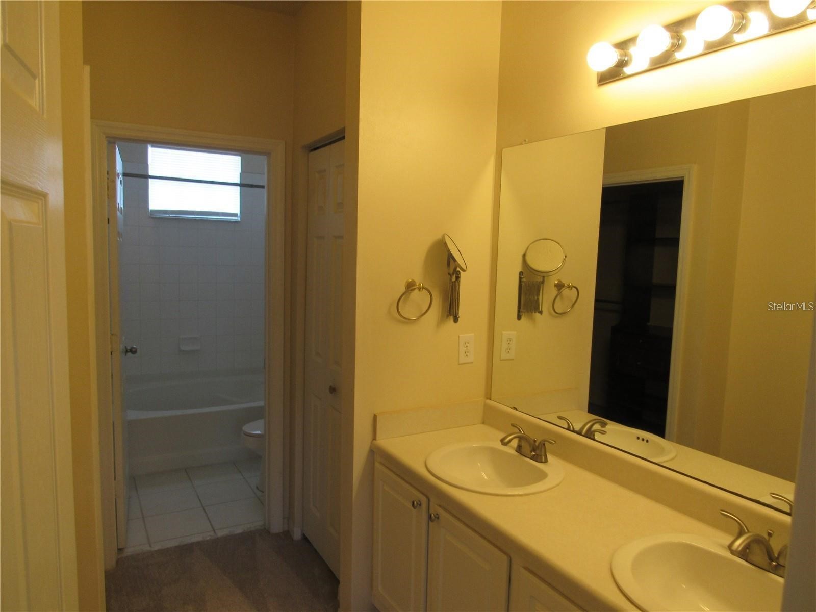 5691 Bentgrass Drive #210 Sarasota FL 34235 A4695169 image13