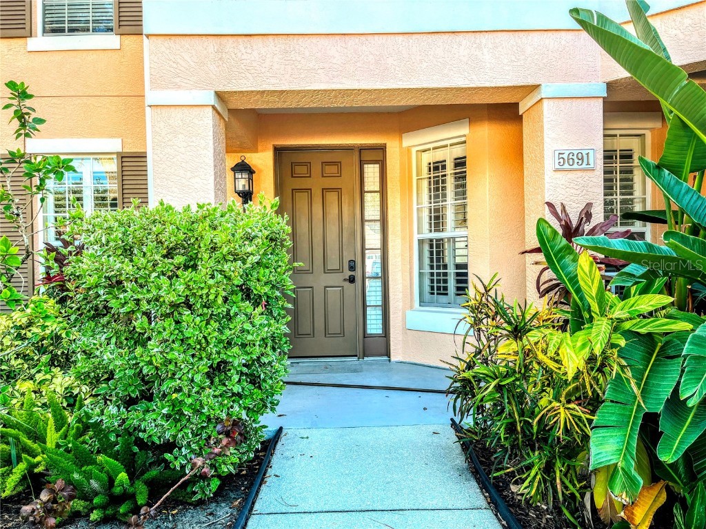 5691 Key Largo Court #5691 Bradenton FL 34203 - BRADEN RIVER A4655956 image2